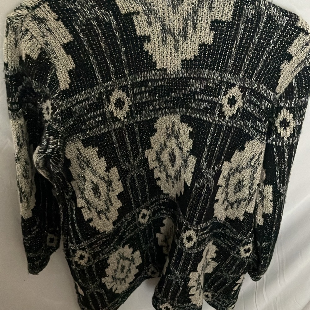 Lucky Brand: Long Geometric pattern Cardigan Sweater- Open- pockets- Heavy- 1X - Picture 14 of 16